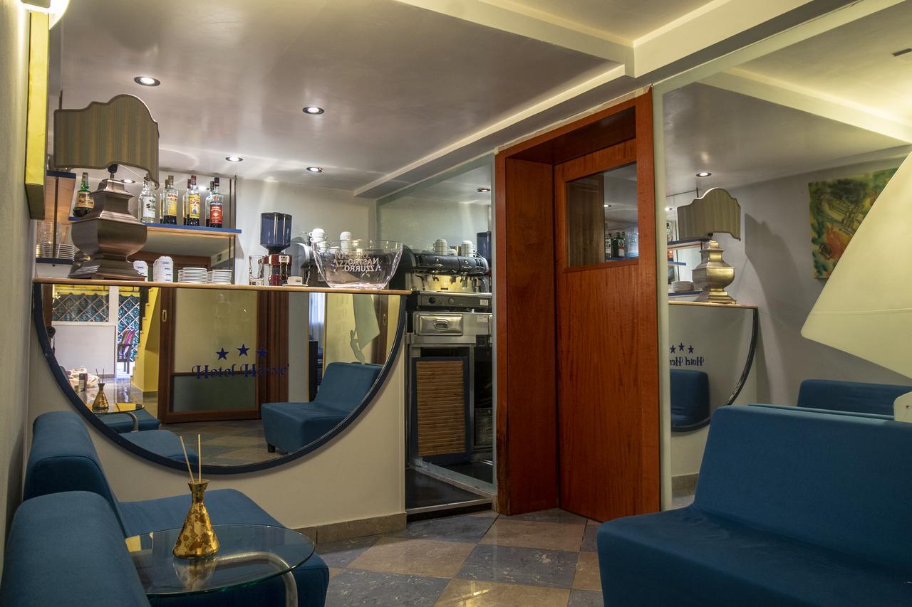 Hotel Herve Марина-ди-Масса Экстерьер фото